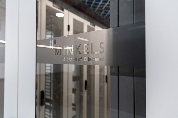 Minkels Legrand Racks